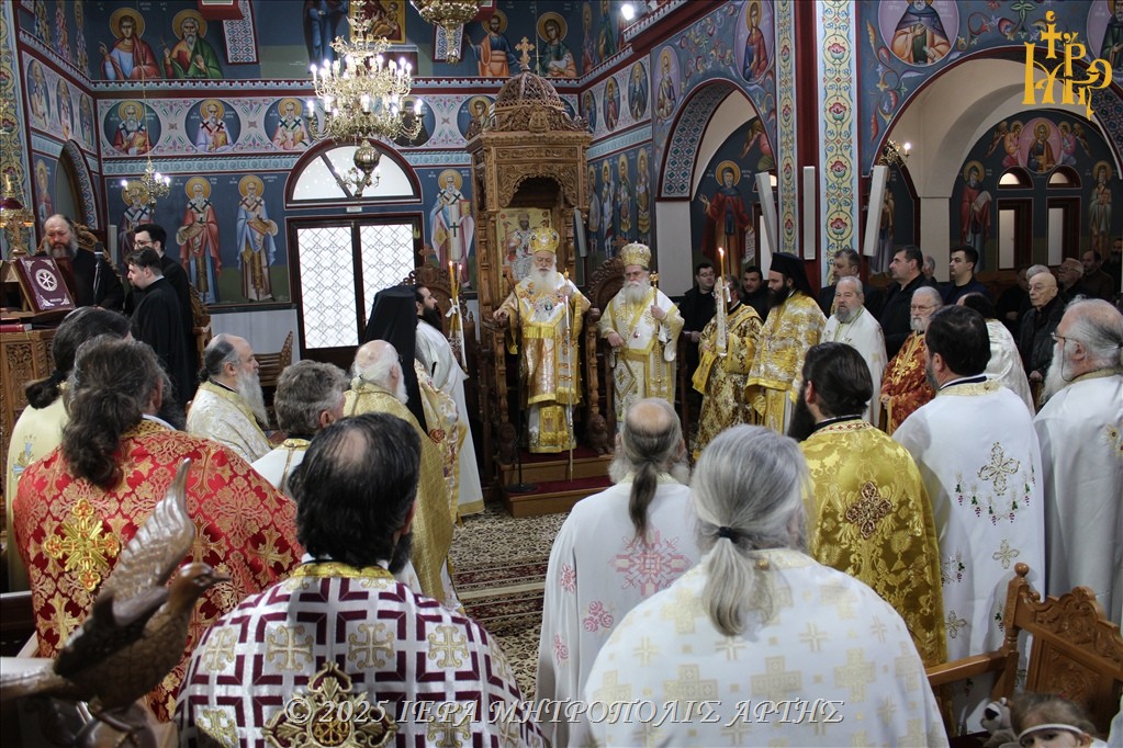Χειροτονία Πρεσβυτέρου στην Μητρόπολη Άρτης