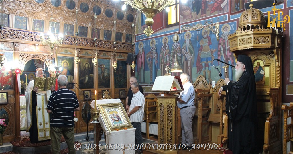 Παράκληση προς την Παναγία στην Ενορία Αγίου Νικολάου Λιμίνης Άρτας