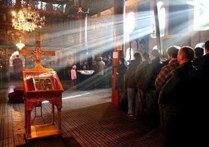 Πιστεύω στον Θεό αλλά δεν πηγαίνω στην εκκλησία