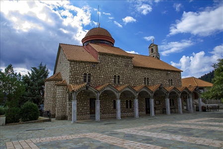 Ιερός Ναός Κοιμήσεως Θεοτόκου