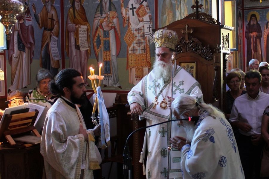 Άρτης Καλλίνικος: «Ο Χριστός σηκώνει τον άνθρωπο, διά των Αγίων»