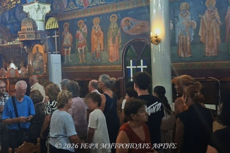 Άρτης Καλλίνικος: «Προσευχόμενοι στην Παναγία, συναντάμε τον Χριστό»