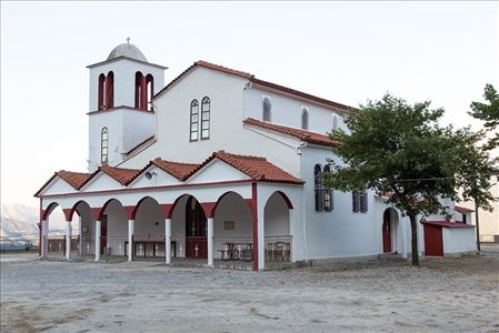 Ιερός Ναός Αγίου Κοσμά του Αιτωλού