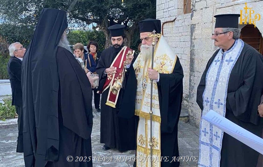 Μητροπολίτης Άρτης: "Όποιος διακονεί, Αγγέλων φως μοιράζει"